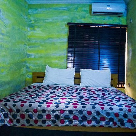 Glasshouse Suites Annex Lagos Extérieur photo