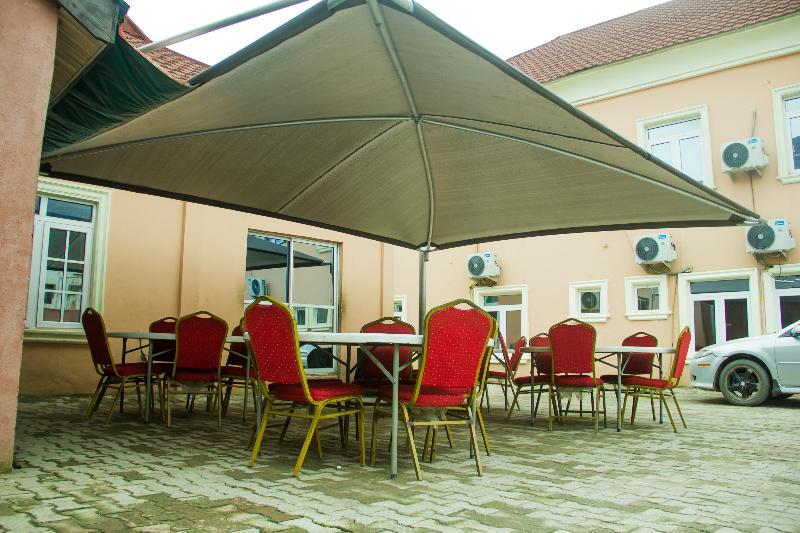 Glasshouse Suites Annex Lagos Extérieur photo