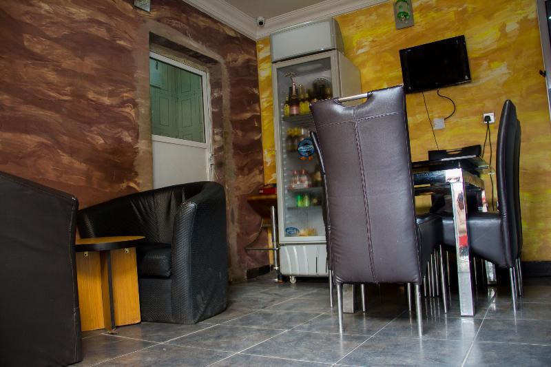 Glasshouse Suites Annex Lagos Extérieur photo